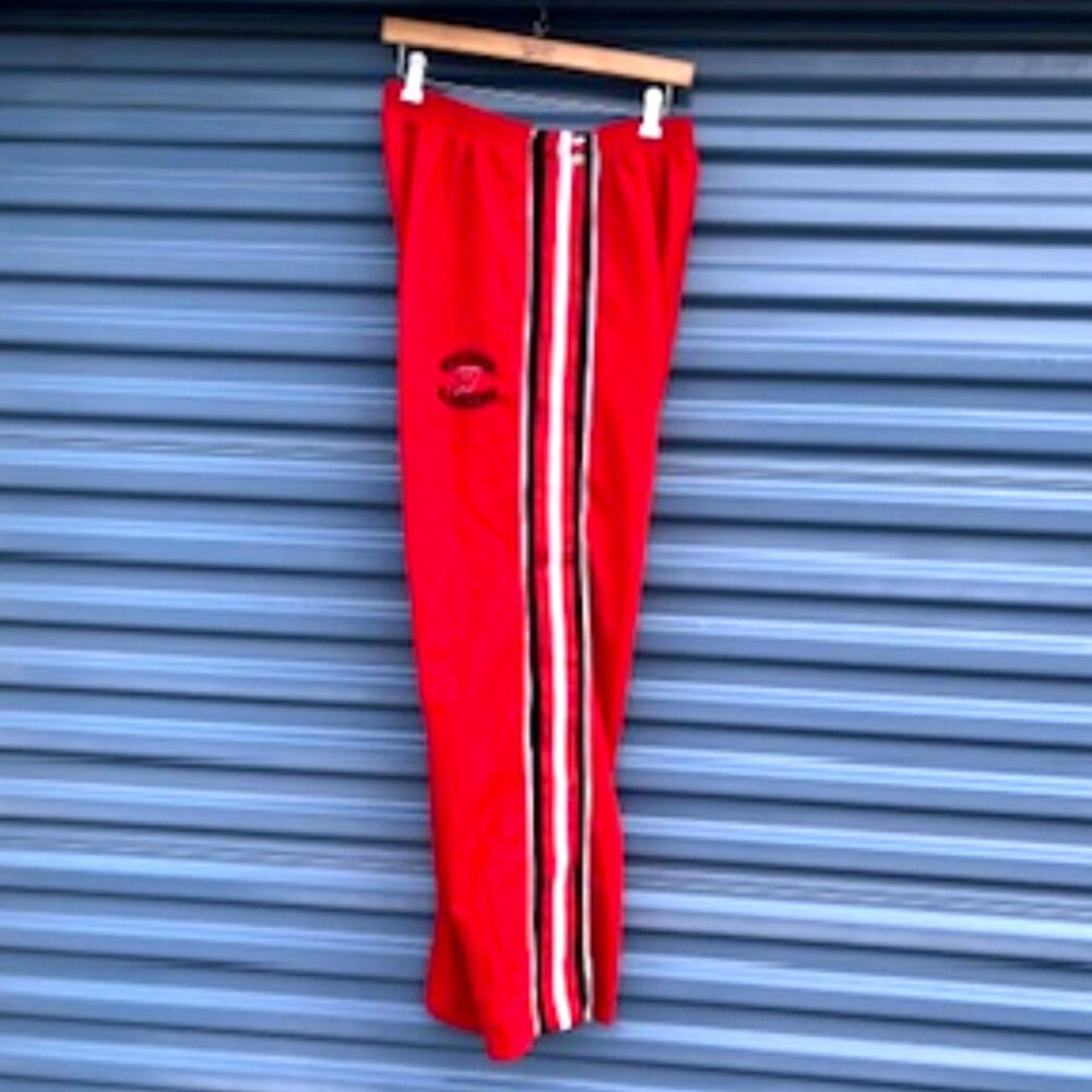 Basketball Warm Up Pants . Size:  Large (42-44) . Wisconsin Badgers